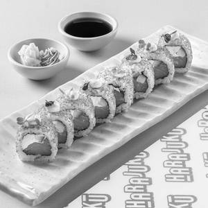 Spicy Salmon Cream Cheese Roll