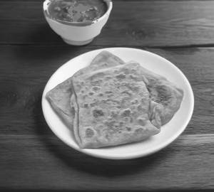 Palkova Veechu Parotta [sweet milky filling]