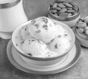 White Rasmalai.