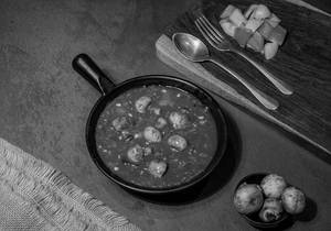 Chilly Mushroom Gravy