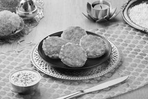 Sabudana Vada (4 pcs)