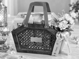 Royal Charm Gift Hamper
