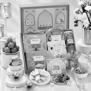 Diwali Mithai & Healthy Gift Box Hamper
