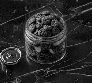 Cute  Chocolate Chip Cookies With Dips ( Sugar Free )