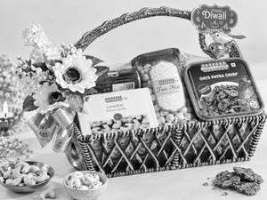 Mehfil Gift Hamper