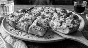 Chicken Cheesy Garlic Bread