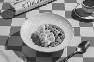 Granola Yoghurt Bowl