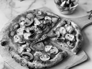 PM Mushroom Pizza