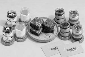 Team Celebration Hamper (12 Treats)