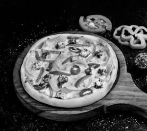 Paneer Tikka Pizza