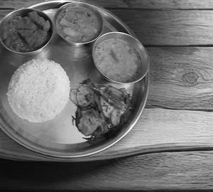 Aloo Potala Thali