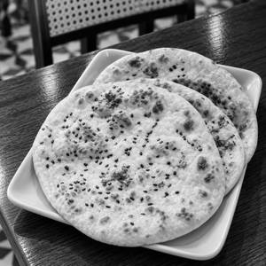 Plain Kulcha