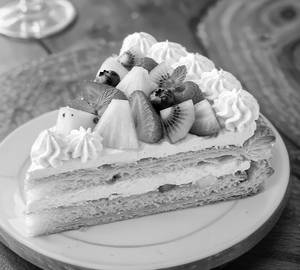 Romino Mixed Fruit Pineapple Pastry [120 Grams]