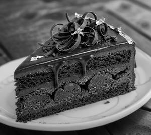 Belgium Dark Flake Truffle Pastry [120 Grams]