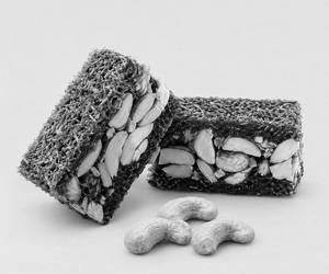 Chocolate Cashew Ballouria (o)