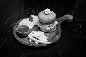 Hangout Special Burger