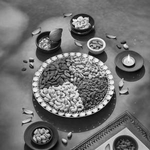 Nutty Dry Fruit Box (600gm)