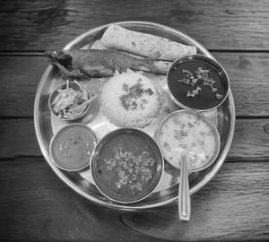 Bangda Fish Thali