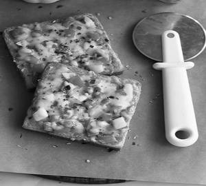 Mini Bread Pizza (2 Peace)
