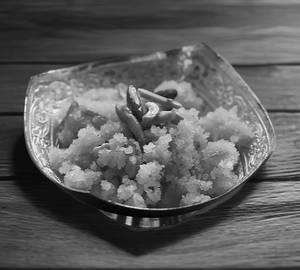 Suji Halwa