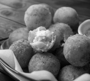 Peri-Peri Cheese Ball (6 Peace)
