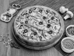 4 cheese veg pizza