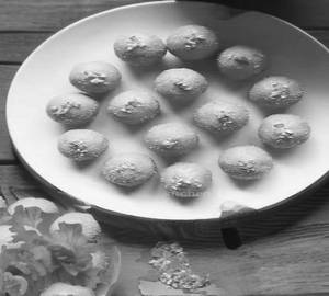 Besan Laddoo