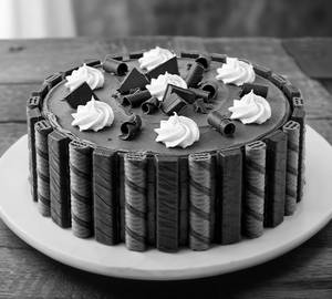 Jamaicano Kit Kat Chocolate Cake [500 Grams]
