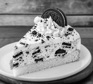 Bulgarian Oreo Royale Pastry [120 Grams]