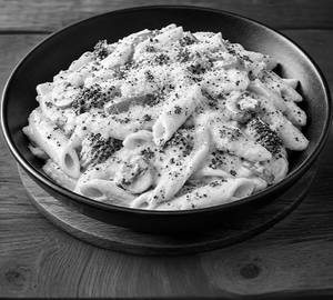White Sauce Pasta