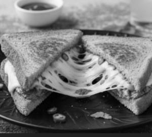 Cheese Paneer Vegetable Sandwich