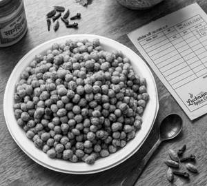 Heeng Chana [250 Grams]