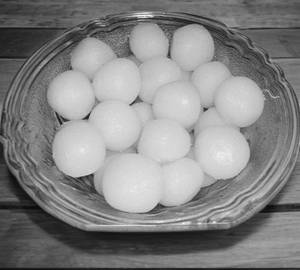 Chhena Goli (Mini Rasgulla)