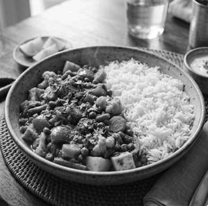 Diwani Handi (Mix Veg) With Steam Rice