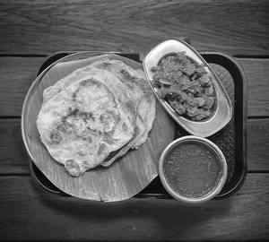 4 Parotta  + Beef Sukka +  Chicken Gravy
