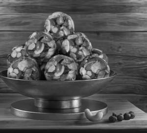 Dry Fruit Laddoo