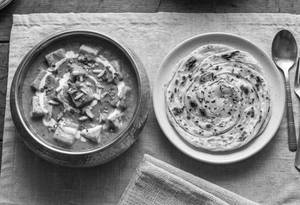 Shahi Paneer With Paratha