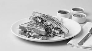 Tandoori Paneer Sandwich