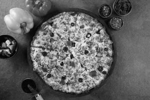 Paneer Supreme Pizza
