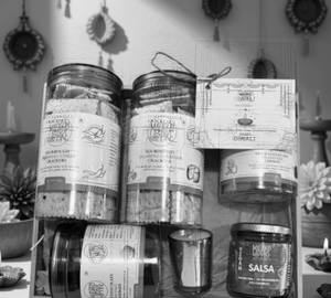 Sweet And Savoury Hamper Box