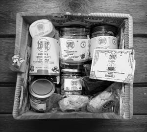 Eggless Ever After Diwali Hamper