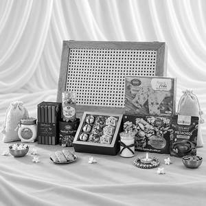 Golden Diwali Luxury Hamper