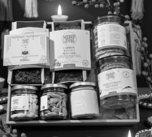 The Grand Festive Eggles Diwali Hamper