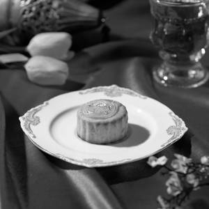 Moong Treasure Mooncake