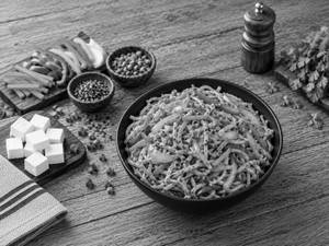 Paneer Schezwan Noodle