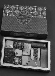 Premium Gift Box 400Gms [GB2]