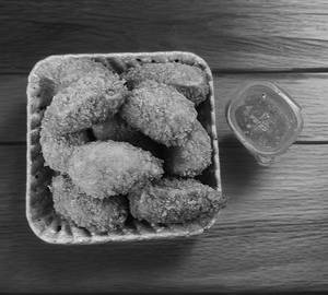 Fried Kurkure Chicken Momos