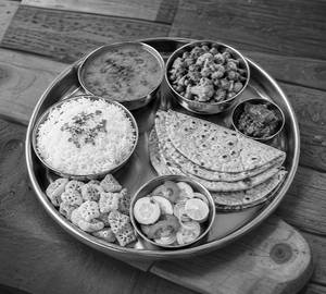 Veg Thali