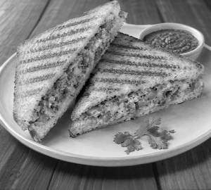 Grilled Masala Sandwich