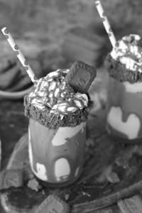 Biscoff Choco Shake